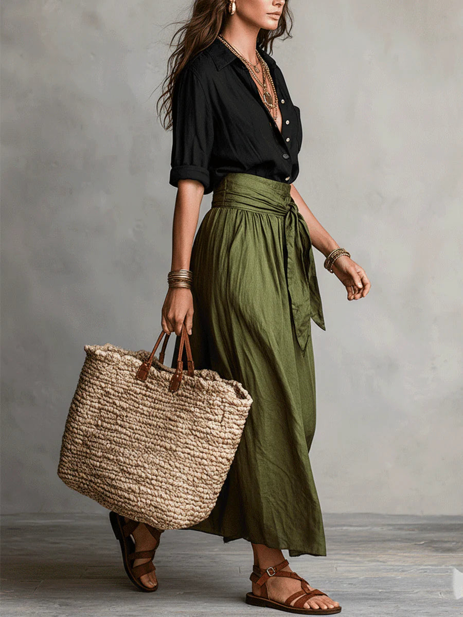 Vera – Completo di due pezzi: camicia nera e gonna midi verde oliva